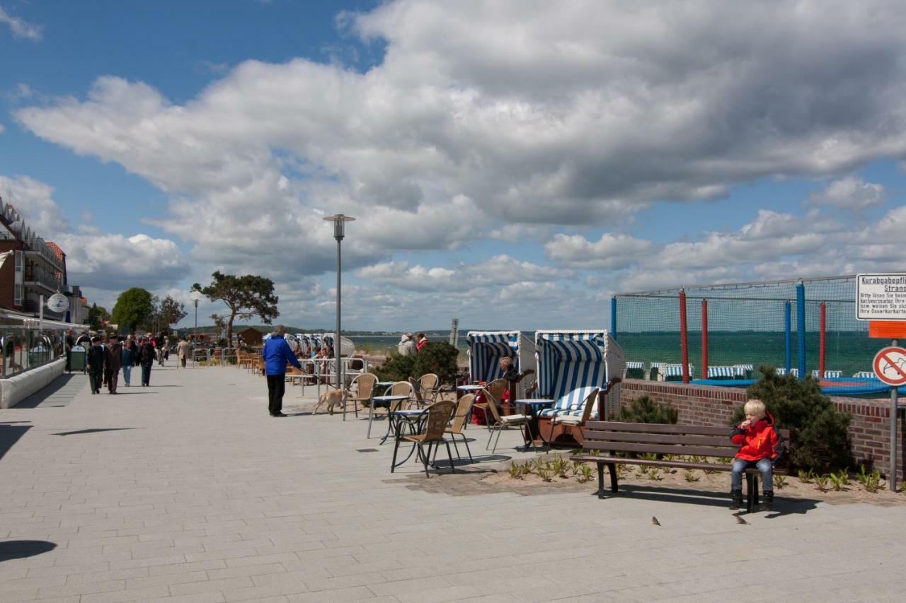 Ferienwohnung Direkt Am Strand Der Ostsee Timmendorfer Strand Exterior foto